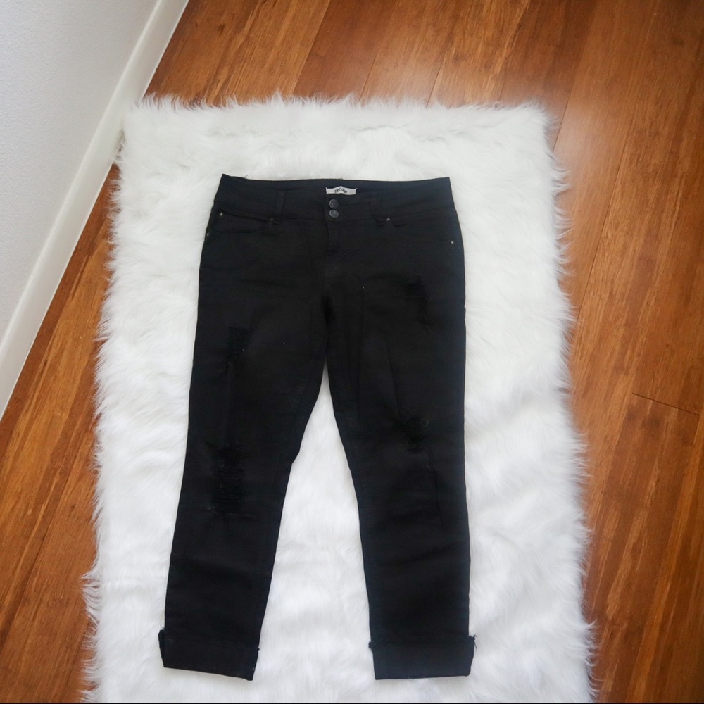 Refuge distressed denim black size 10